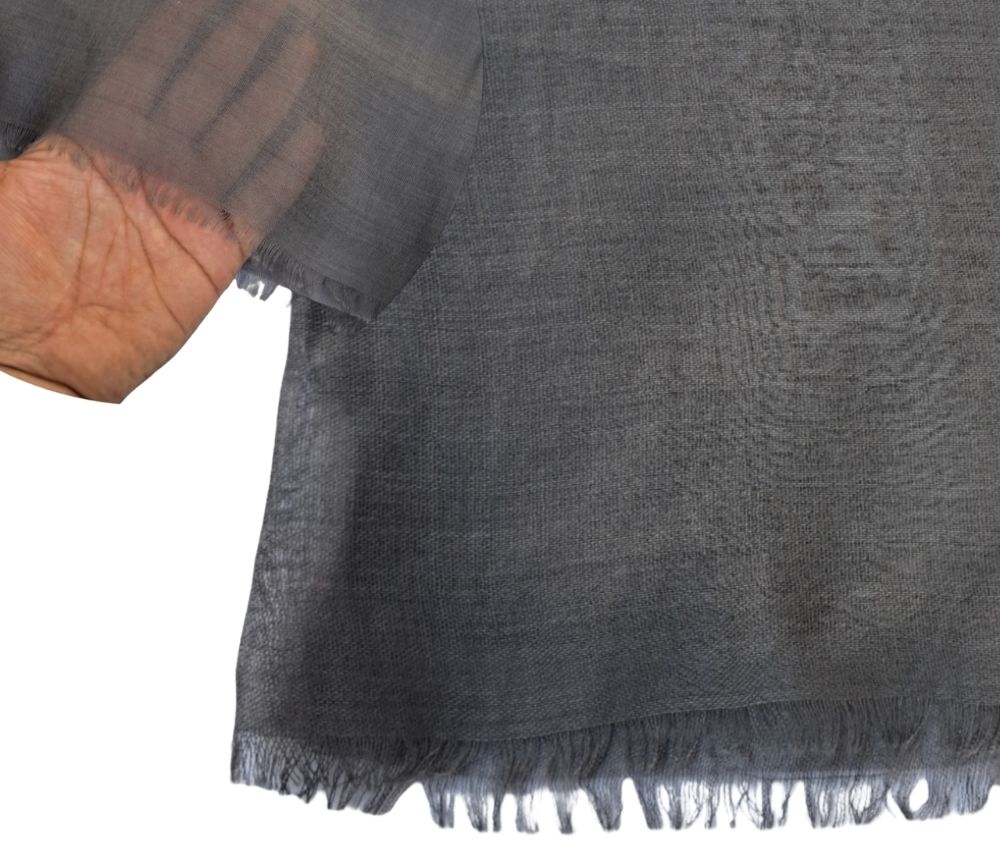 Light-weight shawl